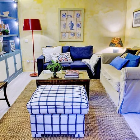 Cosy In The Centre Of + Private Terrace *