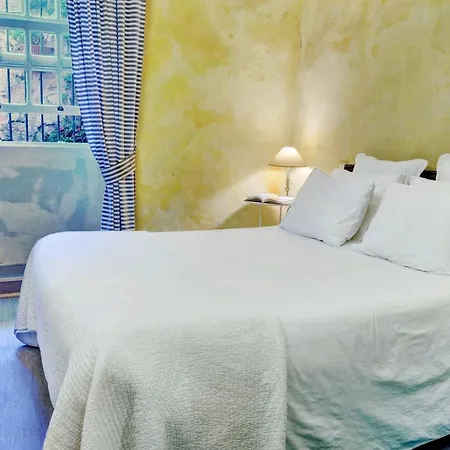 Cosy In The Centre Of + Private Terrace